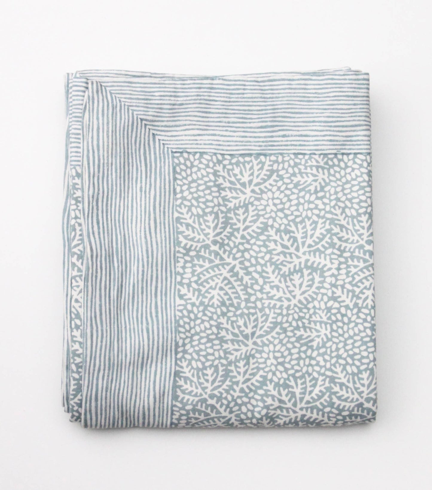 Tablecloth in Mineral Green 160 x 340 cm