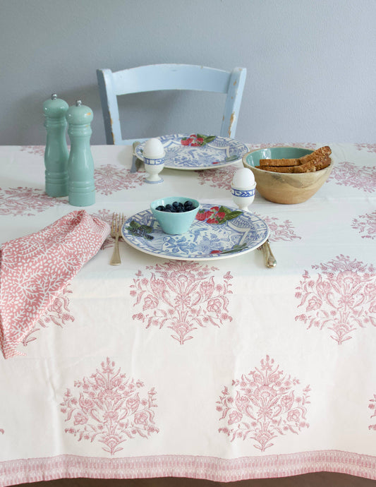 Tablecloth  in Varmala Roza  - 160 x 340