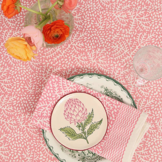 Tablecloth in Coral 160 x 270 cm