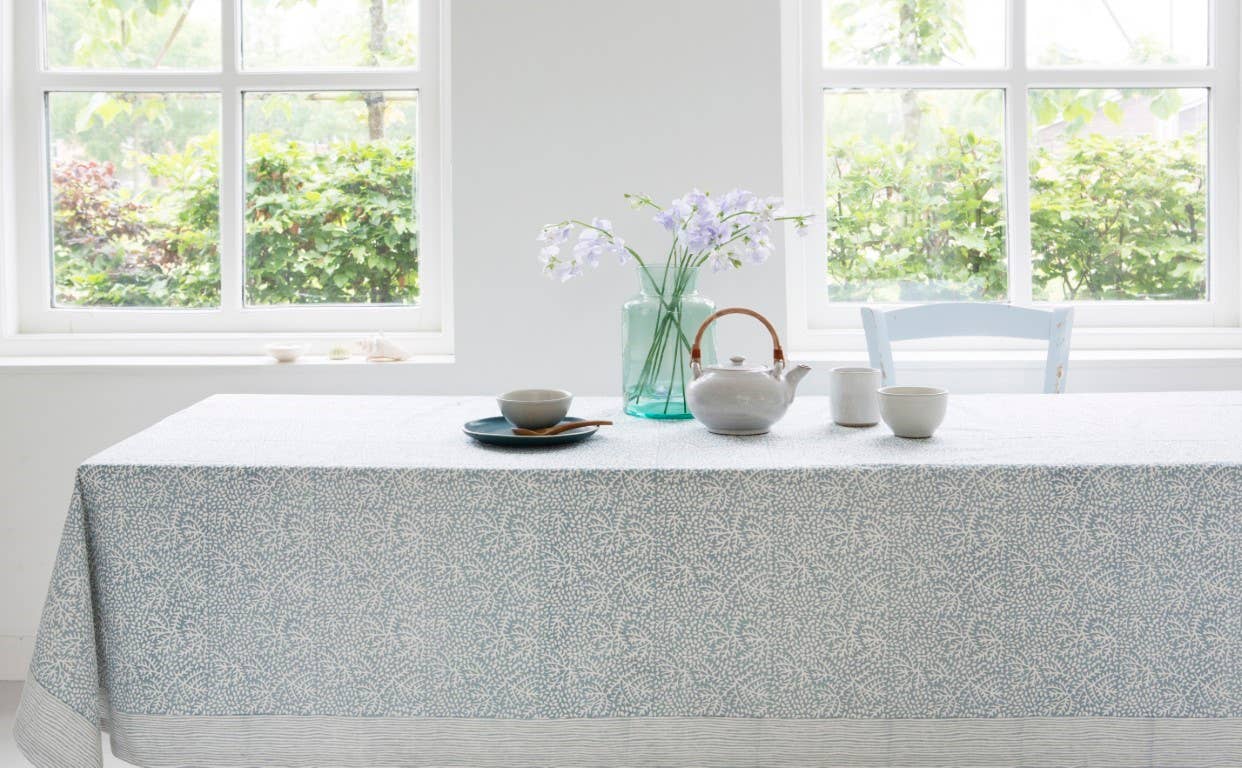 Tablecloth in Mineral Green 160 x 340 cm