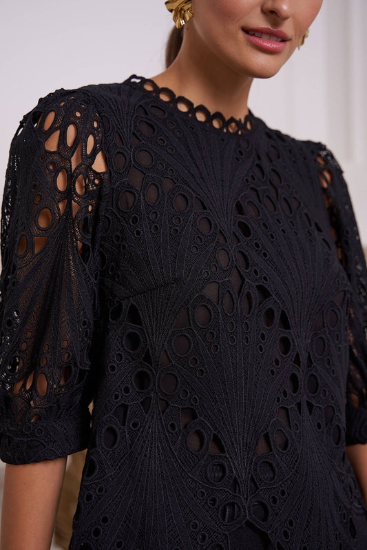 Daisy Guipure Lace Top in Black