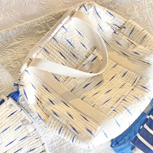 Beach/Weekend Bag in Beige Ikat