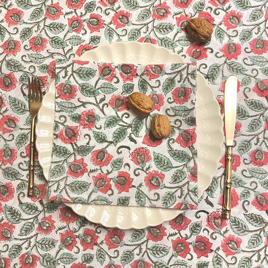 Table Linen Set in Coral Flower 220 x 220 cm
